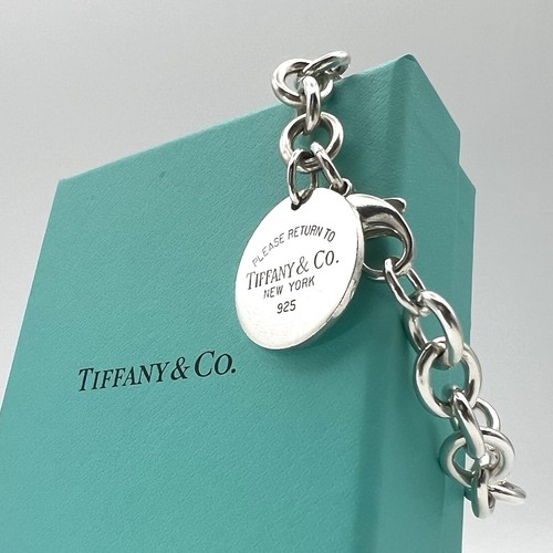 Tiffany return to - &,