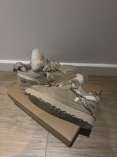 UGG Lowmel Sand 38