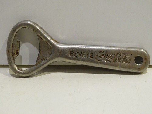 Vecchio apribottiglie - vecchio,