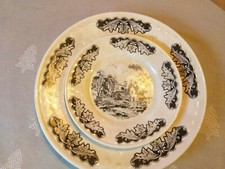 Piatti alzata inglese vecchioa vintage collezione. Canadian style. Bianco e nero