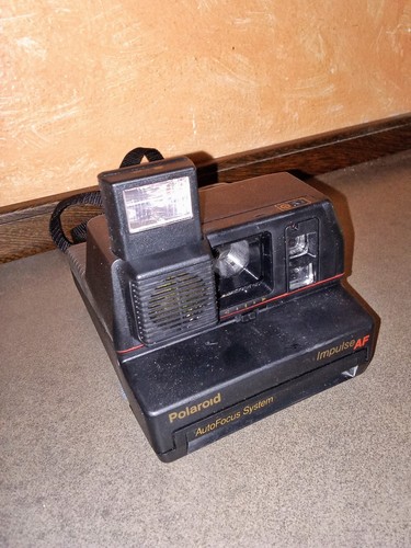 Polaroid impulse autofocus - polaroid, af