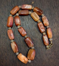 Antica collana africana di