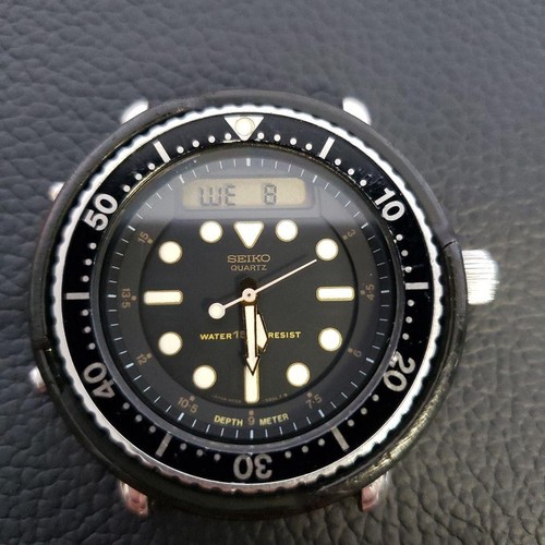 Orologio subacqueo ibrido