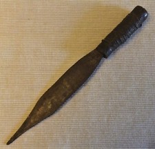 MUY ANTIGUA DAGA PRIMITIVA