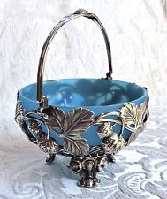 Antico piatto argento cesto sposa vetro blu c1880 fragole in rilievo