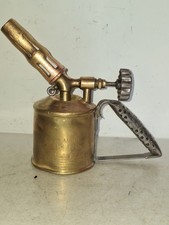 antica lampada a saldare