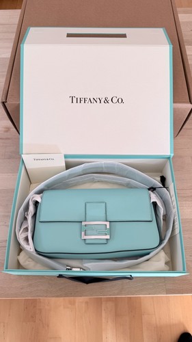 Fendi tiffany baguette medium - fendi,
