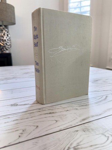 Tom wolfe the right stuff - wolfe,
