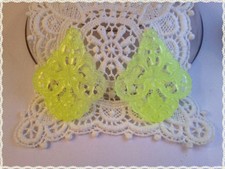 Coppia base orecchini in resina giallo pastello 6,5cmx4,6cm*Base earrings resin