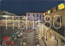 LIDO DI JESOLO - PIAZZA MARCONI (VENEZIA) 1964 INSEGNA BIRRA MORETTI E SPLUGEN B