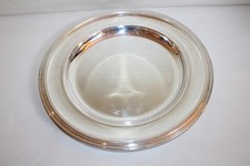 Plat de service rond en métal