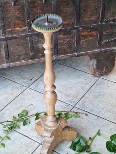 Antico candelabro altare - altare, in