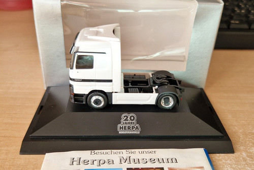 Herpa exclusive actros lh - exclusive,