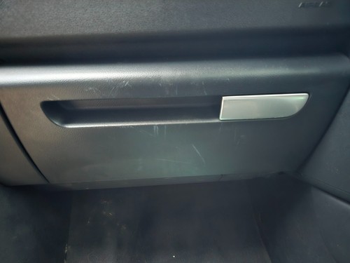 Audi black glovebox - audi, a2