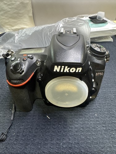 Come nuovo con scatola nikon - nuovo,