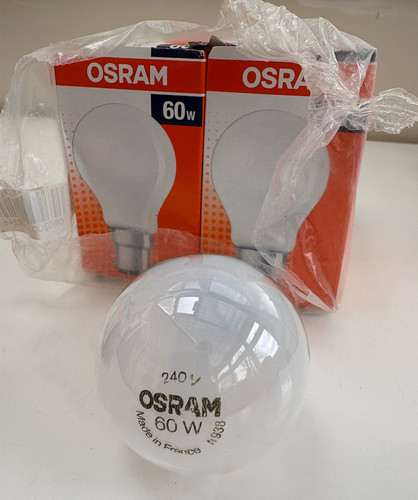 Cinque nuove lampade - osram, bc