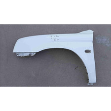 Parafango anteriore lato sinistro (ANT SX) MITSUBISHI L200 1999