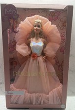Barbie Signature Peaches ‘n