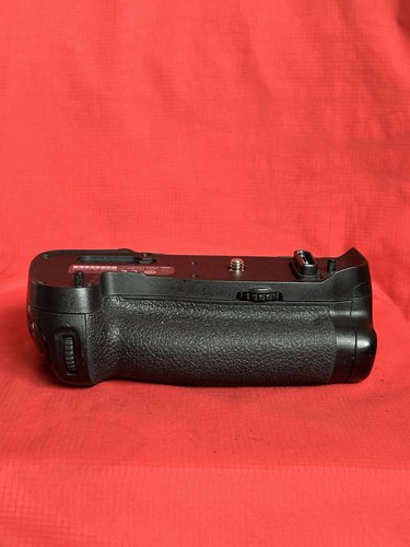 Nikon d17 battery - mb-d17,
