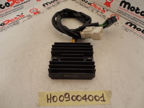 Regolatore tensione voltage