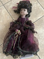 Bambola di porcellana vintage