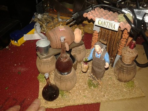 Oste cantina con motorino
