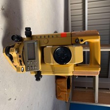 Topcon GTS-3 Stazione Totale