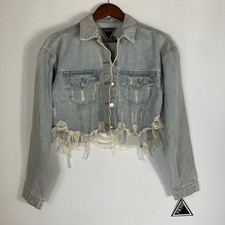 Trio Urban Women's Crop Frayed Denim Jacket Size S/M Light Wash