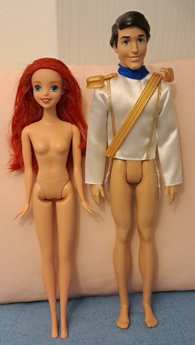 Coppia bambole barbie - ariel, la