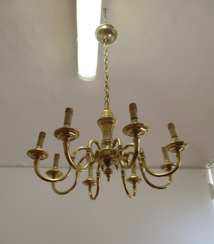 Maestoso antico lampadario - maestoso,