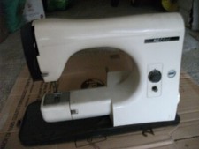 MACCHINA DA CUCIRE " NECCHI 544 " PER RICAMBI