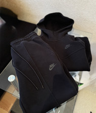 Nike Tech Fleece Set (Donna)