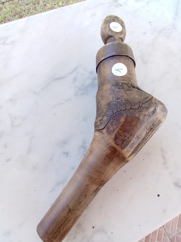Antico rubinetto per botti - -,