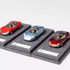 Modellino Auto DMH 1:64 Alfa Romeo Tipo33 Stradale Custom Edizione Limitata Resina