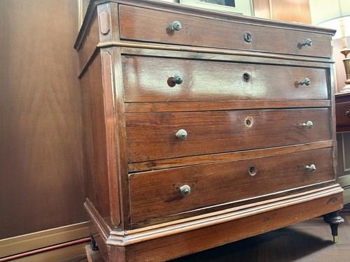 Cassettone antico noce - in,