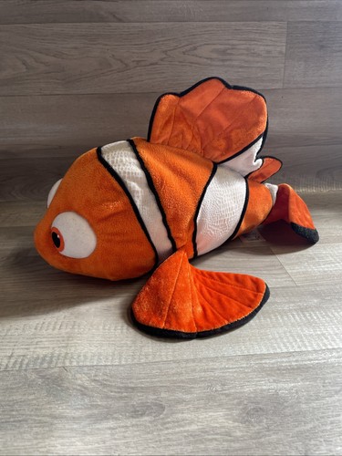 Disney store finding nemo - disney,