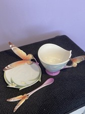 Tazza e piattino e cucchiaio