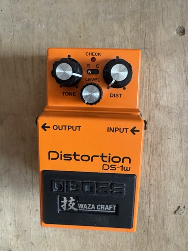 Boss distortion waza - distortion, ds-1w
