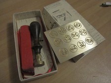 Sigillo ceralacca con disegni