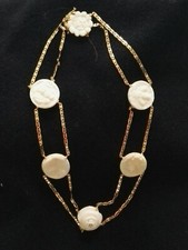 COLLANA  con  Cammei bianchi   oro 750