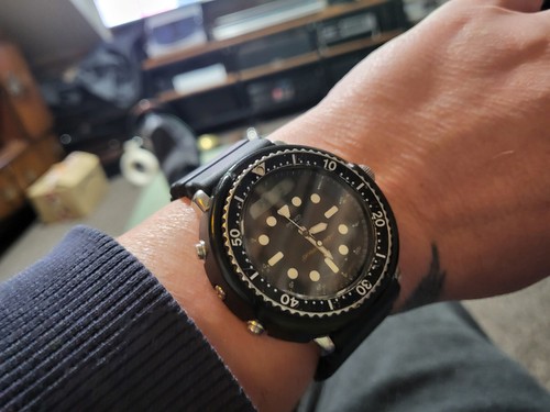 The seiko arnie h558 5009 - seiko,