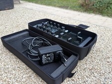 Native Instruments Traktor Kontrol Z1 mixer/controller per DJ