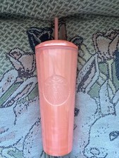 Nuovo Starbucks 2021 rosa