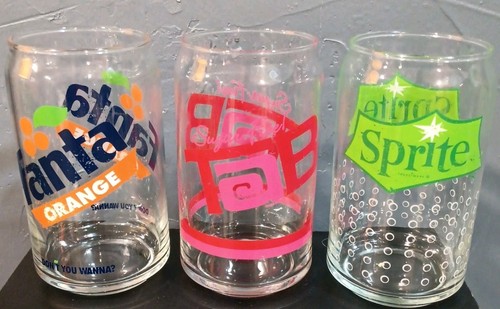 Set tre bicchieri forma - set, a