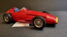CMC MASERATI 250F 1:18 NUOVA
