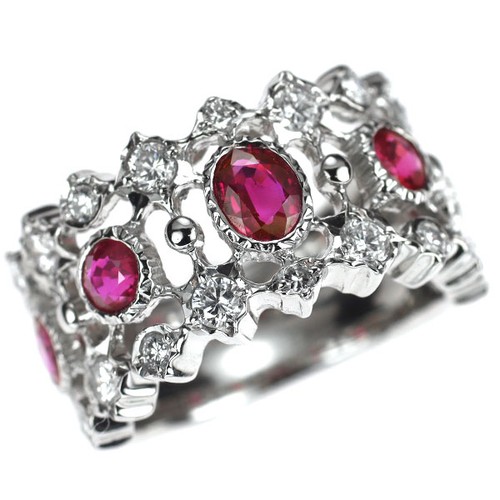 Anello con diamanti rubino