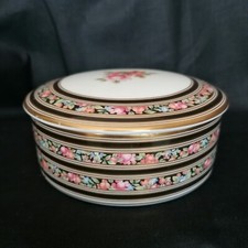 Wedgwood Clio scatola in porcellana 12 cm - Porcelain box