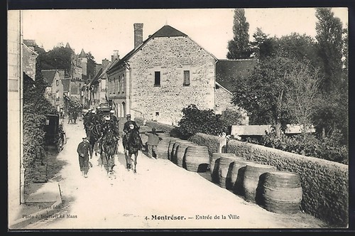 Cpa montrésor entrée la - montrésor,,
