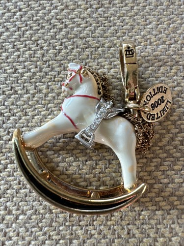 Charm vintage juicy couture - vintage,