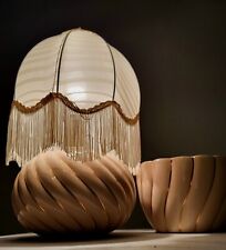 VINTAGE LAMPADA Con PARALUME  DA TAVOLO in PORCELLANA Con Vaso. Set